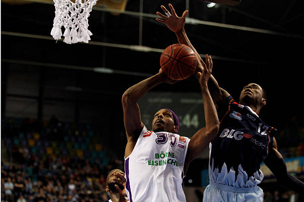 无论强队弱 无论强队弱