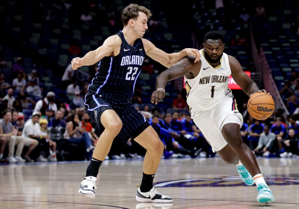 更是两名年 更是两名年