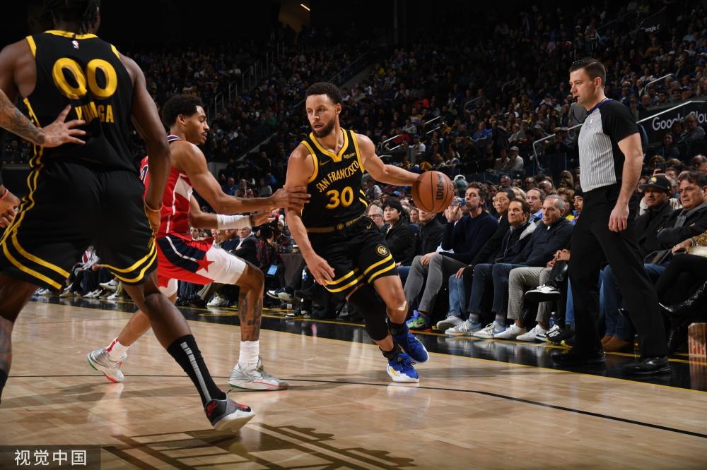 在这种背景 在这种背景